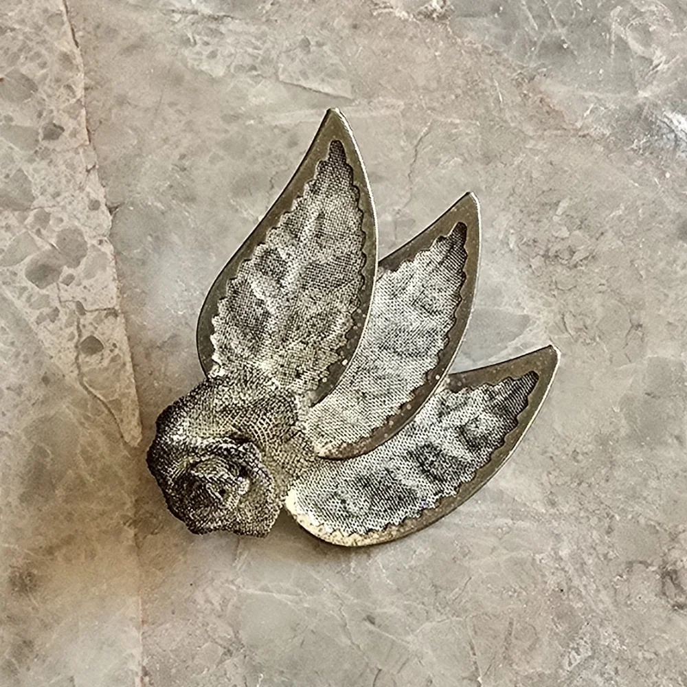 Vintage rose flower leaves‎ pin brooch silver tone mesh metal rustic retro